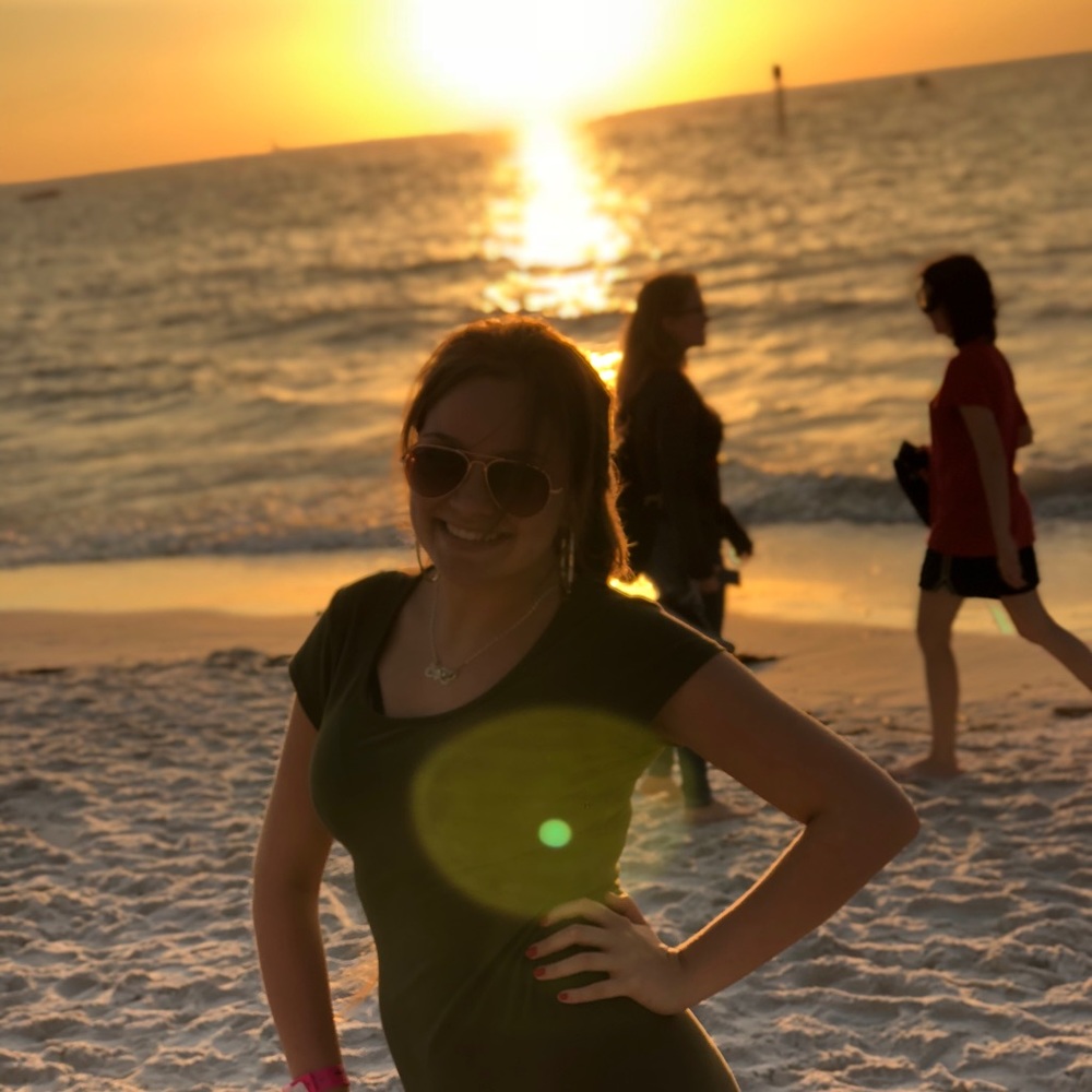 Meet your Posher, Aylani